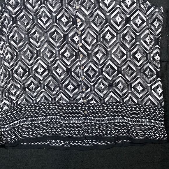 Croft & Barrow Womens Shirt Black White Button Down Geometric Sleeveless Tank XL - Picture 3 of 10
